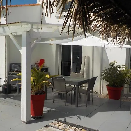 130m2 Avec Piscine Classee 3 Etoiles Villa